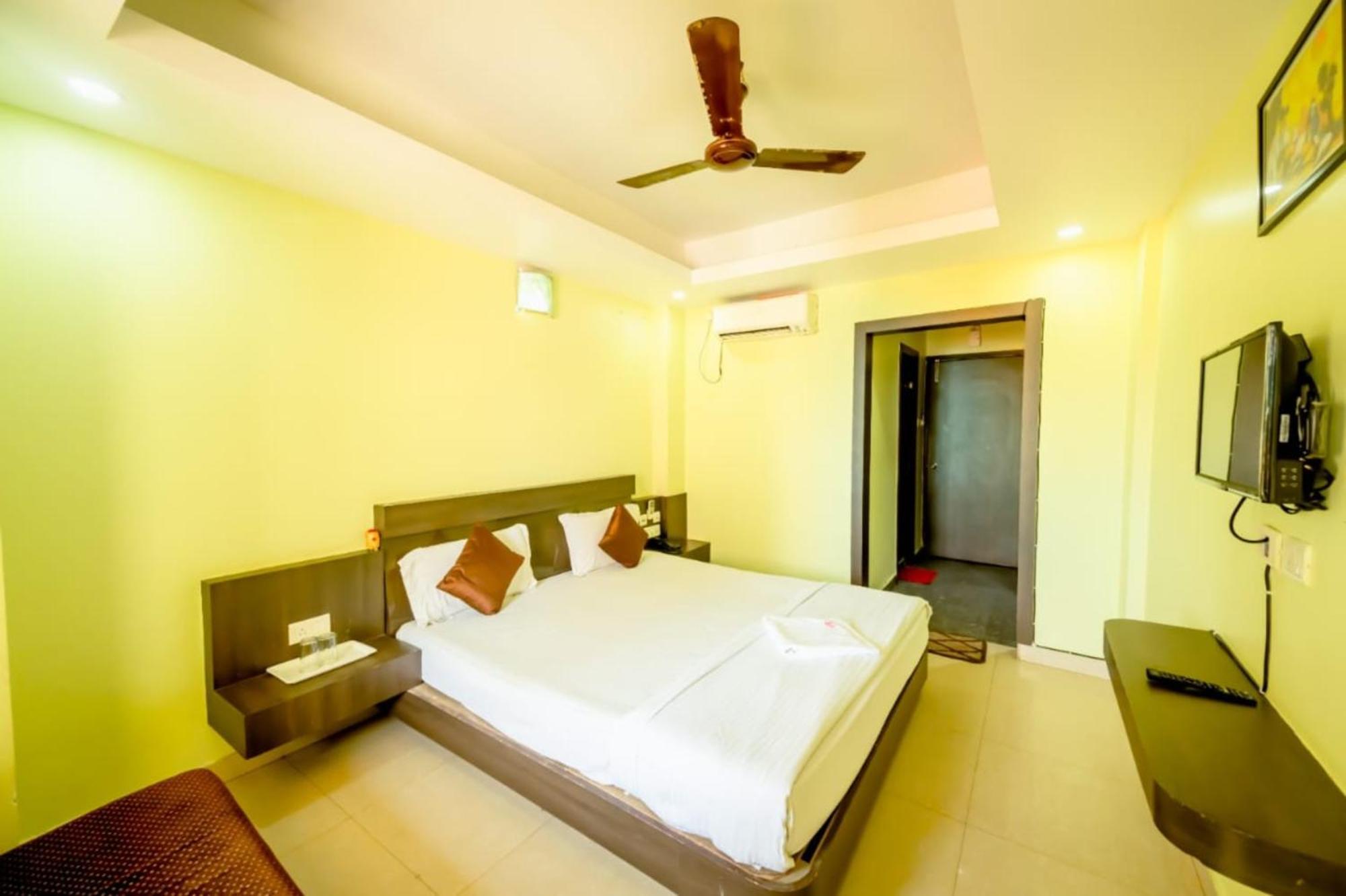 Deep Ganga Inn Near Sea Beach By Morservices プリ エクステリア 写真